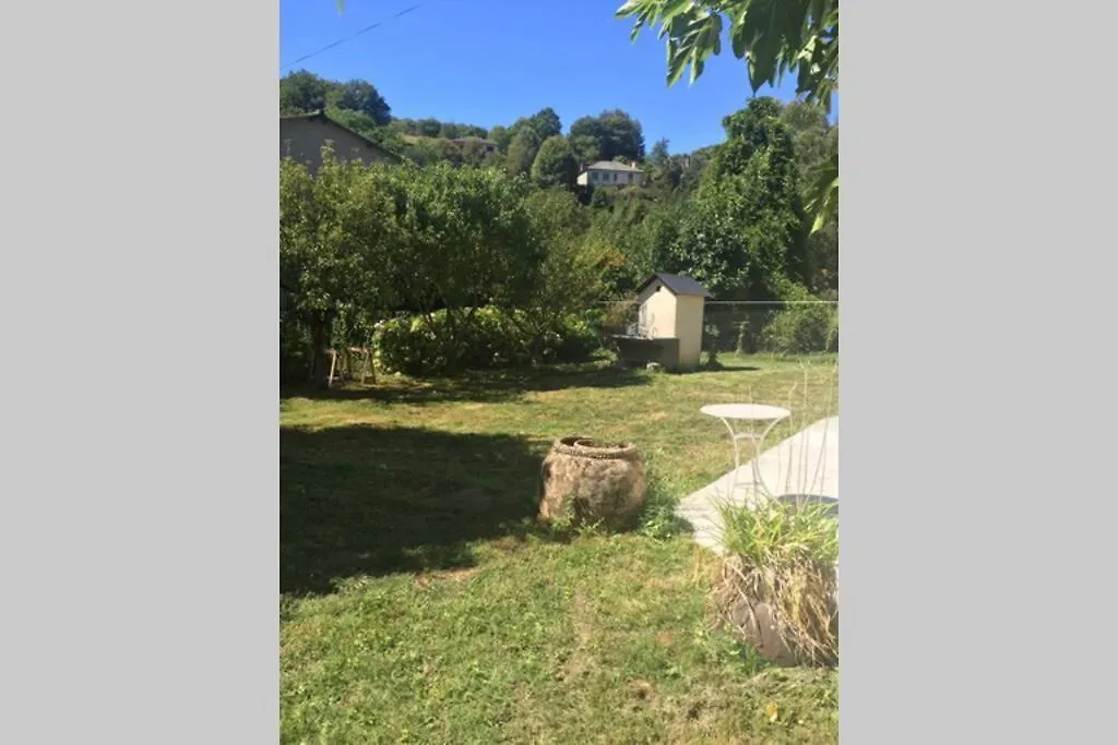 Chez Dalmasou Faneuil Hall Villa Coupiac Holiday home